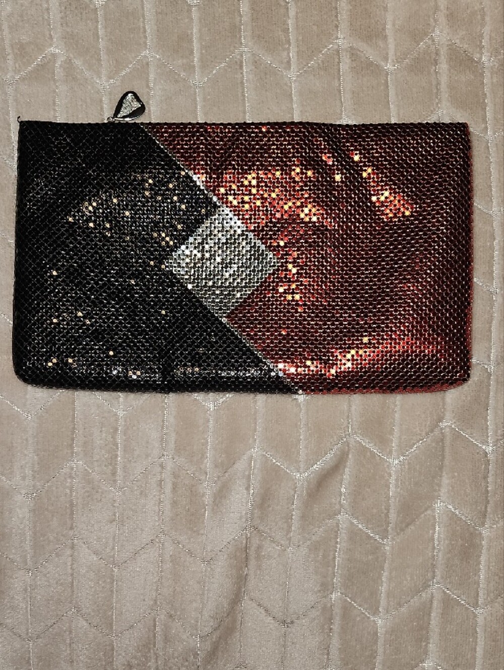 Whiting & Davis Black & Silver Sequin Geometric Clutch - Picture 9 of 13